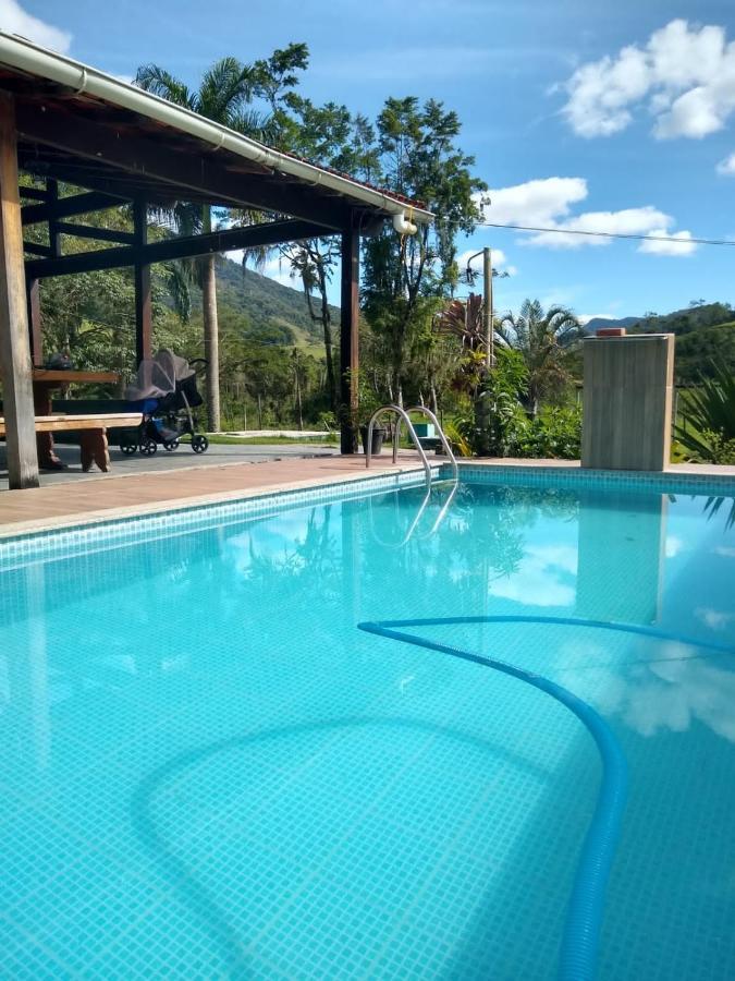 Hospedagem Faz. Soberana Villa Macae Exterior photo